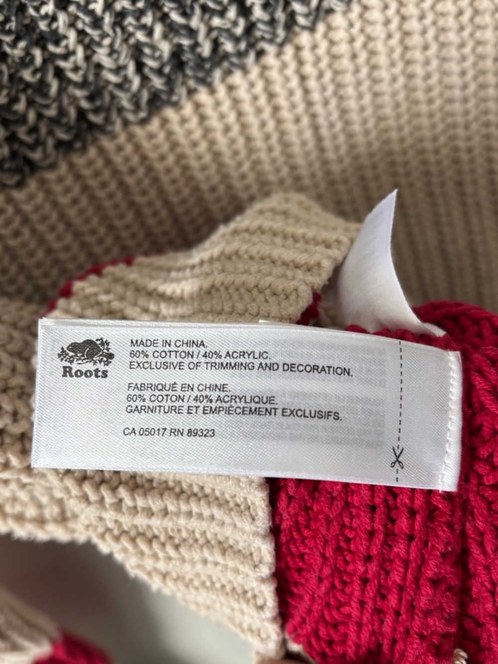 Roots Cabin Collection Colorblock Heritage Sweater | Salt & Pepper | Size XS - Picture 5 of 5